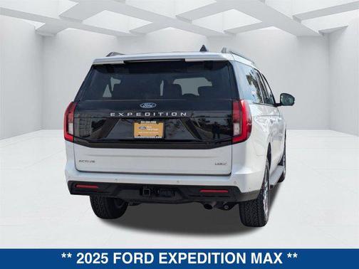 2025 Ford Expedition Max Active 4x4