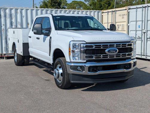 OXFORD WHITE 2026 Ford F-350 XL