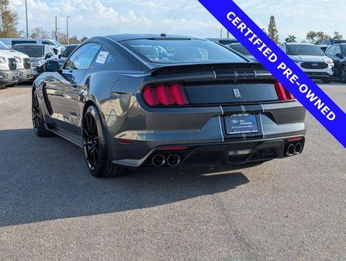 2017 Ford Shelby GT350 Base