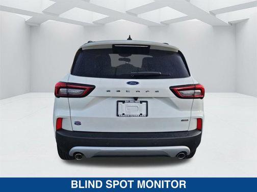 STAR WHITE METALLIC TRI-COAT 2026 Ford Escape PHEV Base