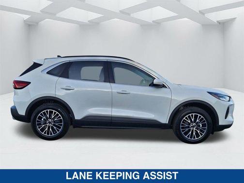 STAR WHITE METALLIC TRI-COAT 2026 Ford Escape PHEV Base