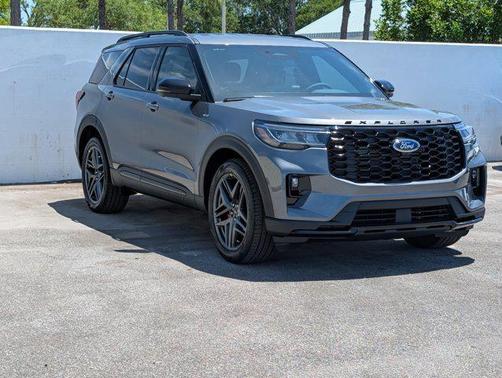 Carbonized Gray Metallic 2026 Ford Explorer ST-Line