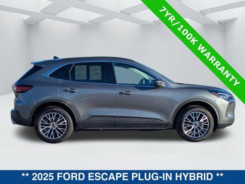 2025 Ford Escape PHEV Base
