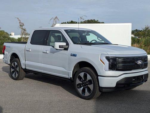 2025 Ford F-150 Lightning Platinum