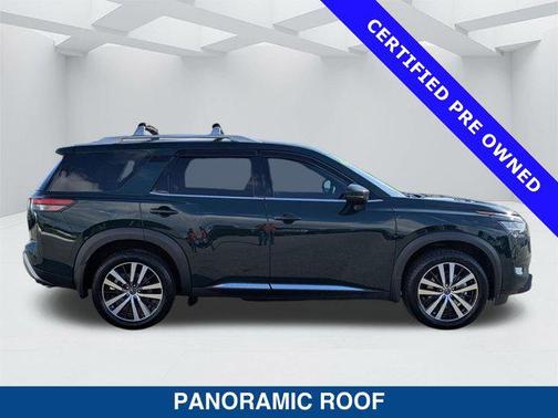 2023 Nissan Pathfinder Platinum FWD