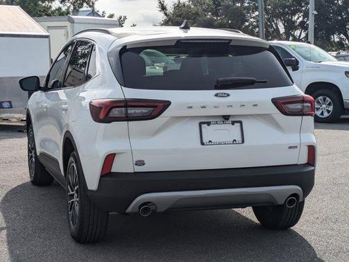 STAR WHITE METALLIC TRI-COAT 2026 Ford Escape PHEV Base