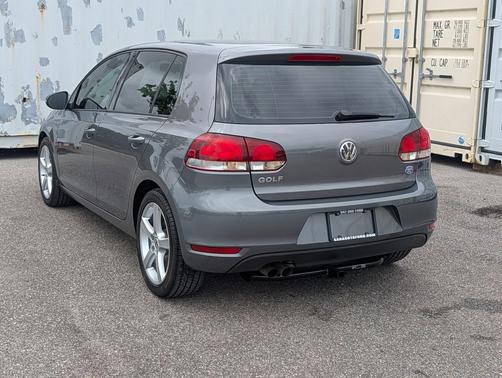 United Gray Metallic 2013 Volkswagen Golf 2.5L
