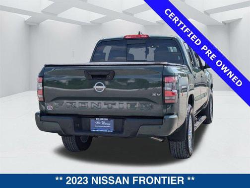 2023 Nissan Frontier SV