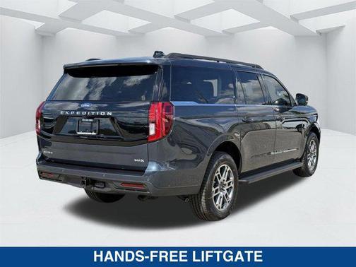 2025 Ford Expedition Max Active 4x2