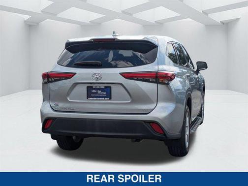 2020 Toyota Highlander LE