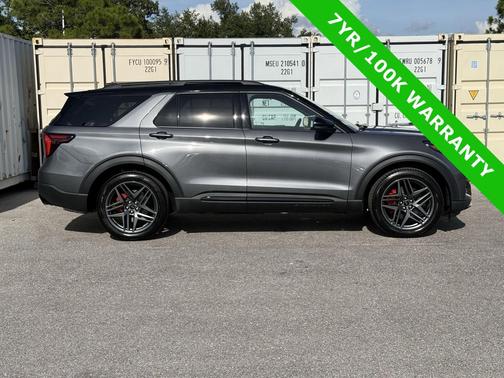 CARBONIZED GRAY METALLIC 2025 Ford Explorer ST
