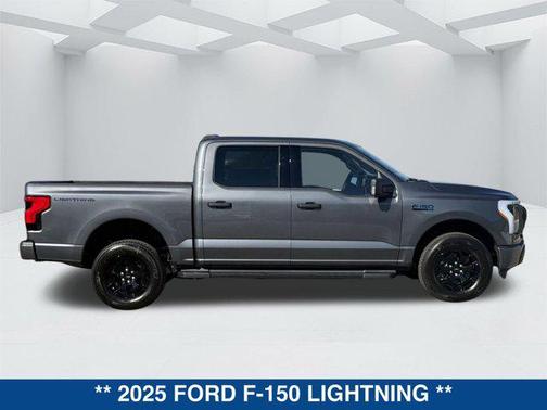 2025 Ford F-150 Lightning XLT