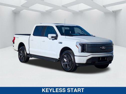 2025 Ford F-150 Lightning LARIAT