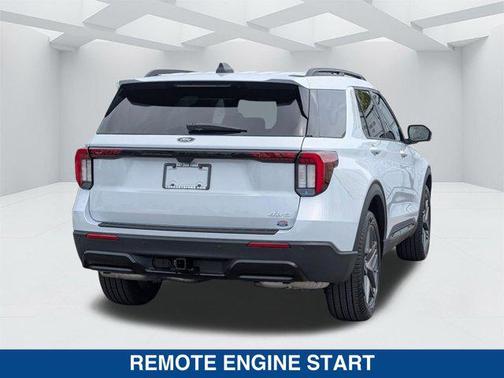 SPACE WHITE METALLIC 2026 Ford Explorer ST-Line