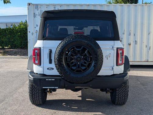 OXFORD WHITE 2026 Ford Bronco Badlands