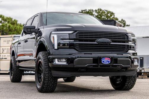 2025 Ford F-150 Platinum