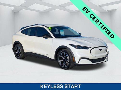 STAR WHITE MET TRI-COAT 2024 Ford Mustang Mach-E Select