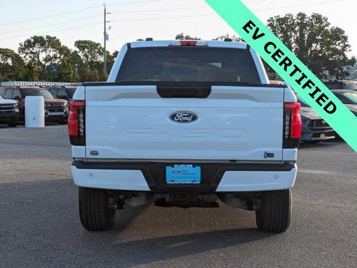 2025 Ford F-150 Lightning Flash
