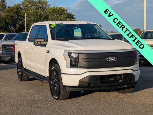 2025 Ford F-150 Lightning Flash