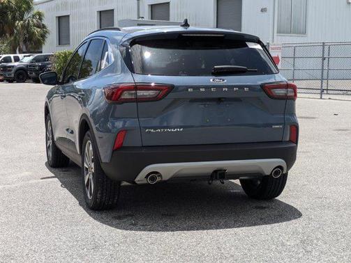 2025 Ford Escape Platinum