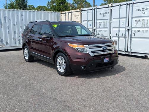BORDEAUX RESERVE RED METALLIC 2011 Ford Explorer XLT