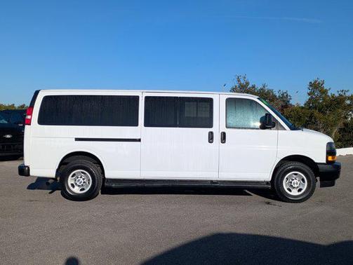 2023 Chevrolet Express 3500 RWD 3500 Extended Wheelbase LS