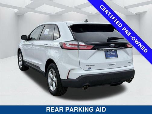 2020 Ford Edge SE
