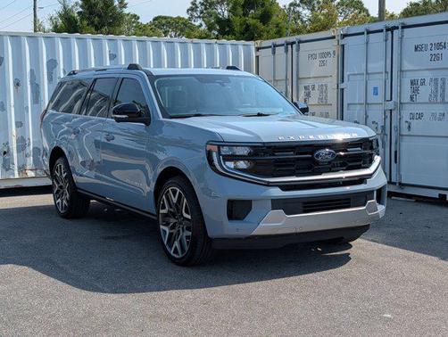 Glacier Gray Metallic Tri-Coat 2026 Ford Expedition Max Platinum