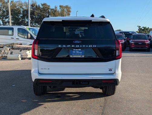 2025 Ford Expedition Max Active 4x4
