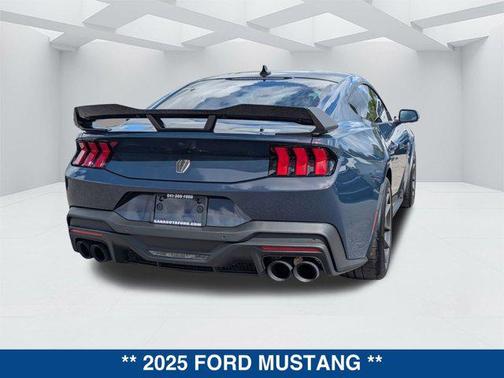 2025 Ford Mustang Dark Horse Fastback