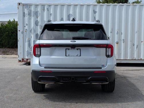 Space White Metallic 2026 Ford Explorer ST-Line