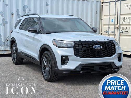 Space White Metallic 2026 Ford Explorer ST-Line