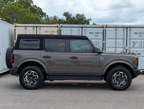 MARSH GRAY 2026 Ford Bronco Outer Banks