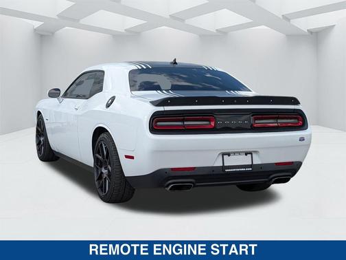 White Knuckle Clearcoat 2018 Dodge Challenger R/T