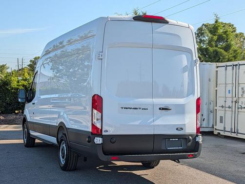 OXFORD WHITE 2026 Ford Transit-250 Base