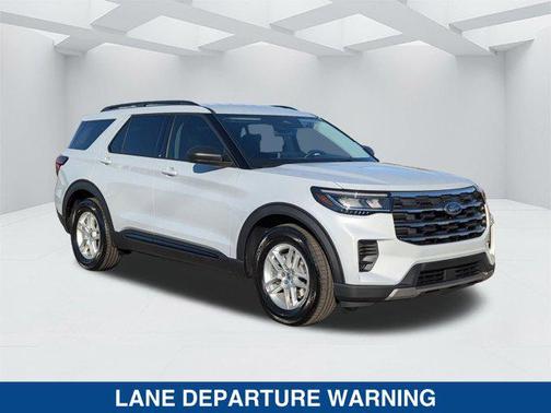 SPACE WHITE METALLIC 2026 Ford Explorer Active w/200A Pkg