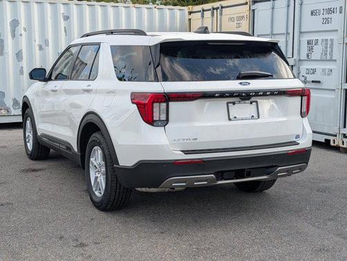 2026 Ford Explorer Active w/200A Pkg