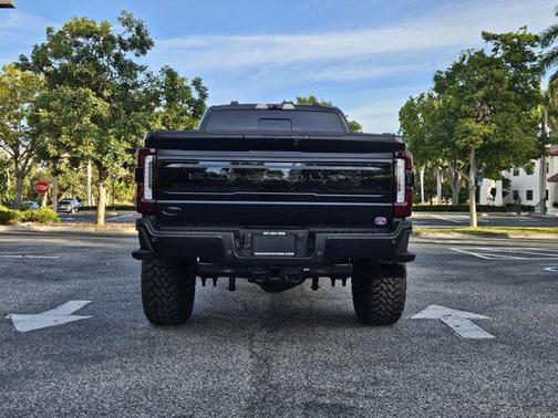 2025 Ford F-250 Platinum