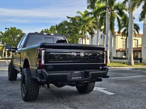 2025 Ford F-250 Platinum