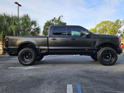 2025 Ford F-250 Platinum