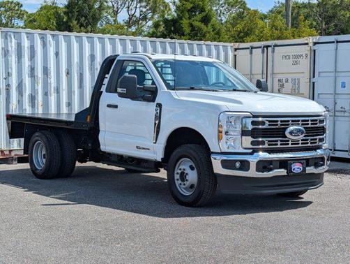 OXFORD WHITE 2025 Ford F-350 XL
