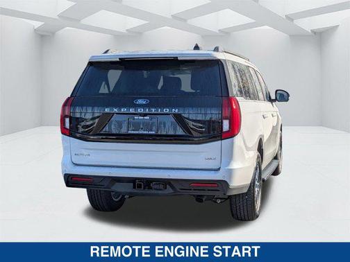STAR WHITE MET TRI-COAT 2026 Ford Expedition Max Active 4x2