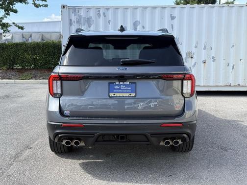 CARBONIZED GRAY METALLIC 2025 Ford Explorer ST