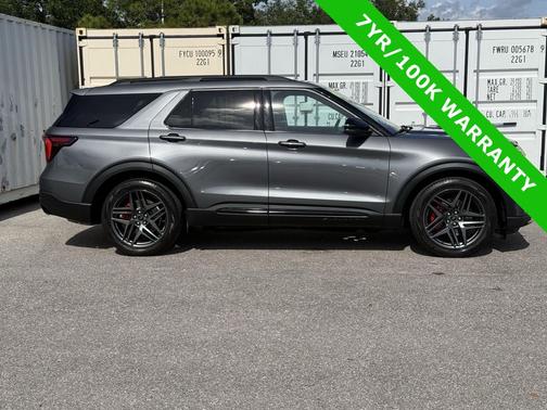 CARBONIZED GRAY METALLIC 2025 Ford Explorer ST