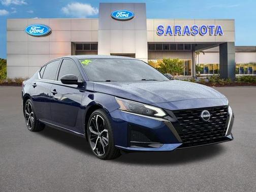 2024 Nissan Altima SR FWD