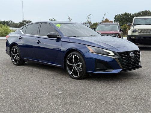 2024 Nissan Altima SR FWD