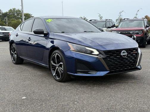 2024 Nissan Altima SR FWD