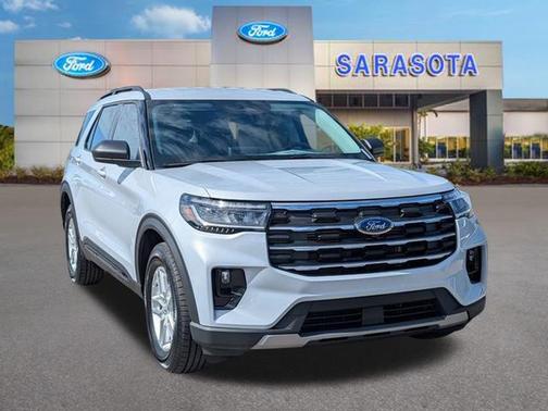 SPACE WHITE METALLIC 2026 Ford Explorer Active w/200A Pkg