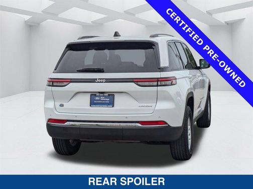 2023 Jeep Grand Cherokee Laredo