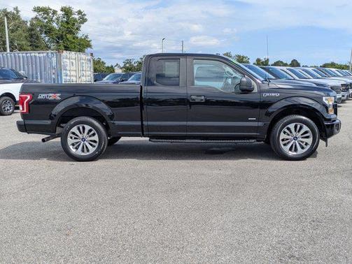 2017 Ford F-150 XL